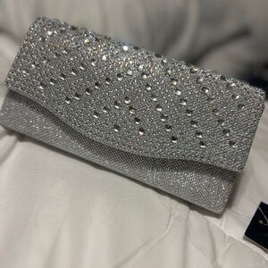Elegant Silver Rhinestone Evening Clutch Bag